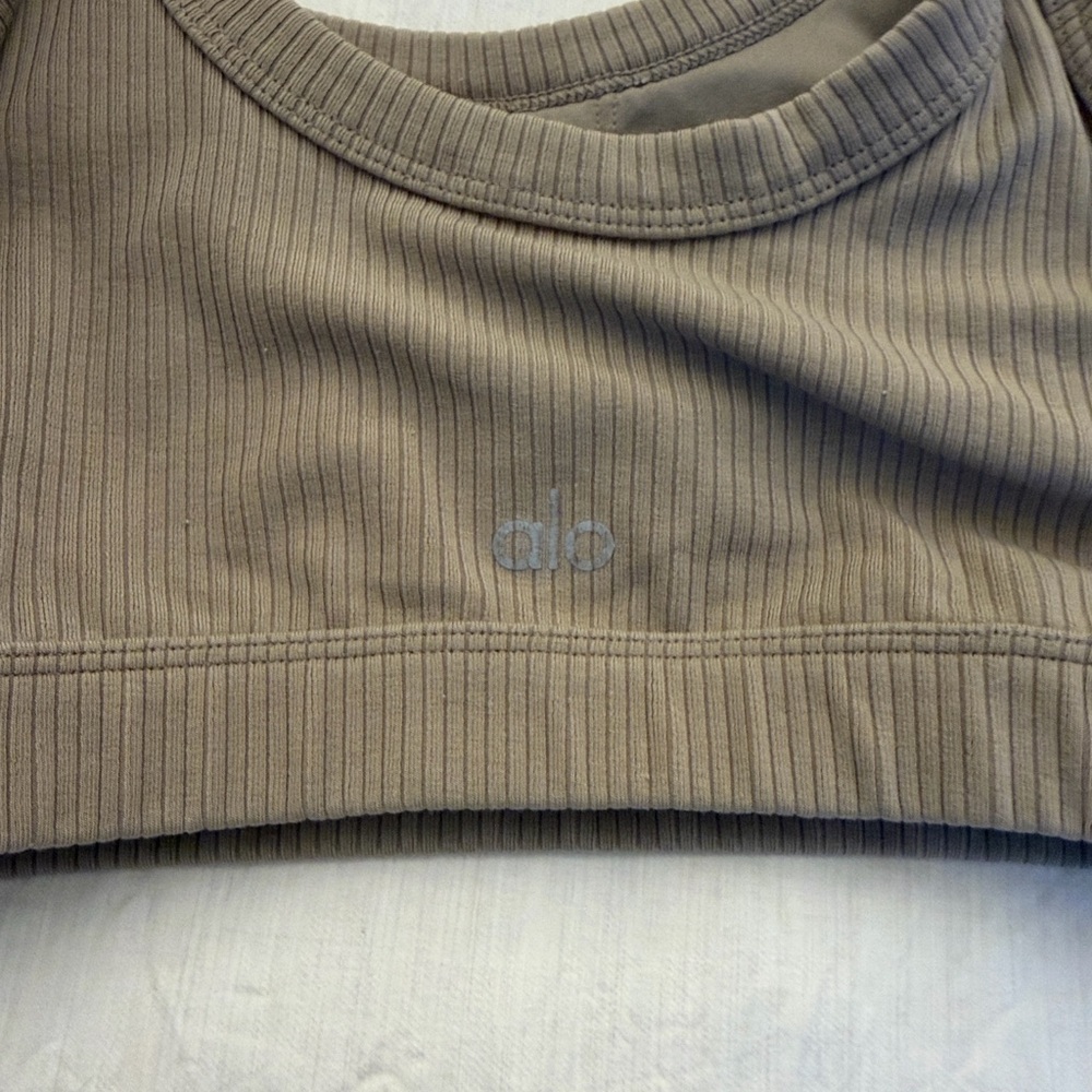 Alo Ribbed Sports Bra in Taupe